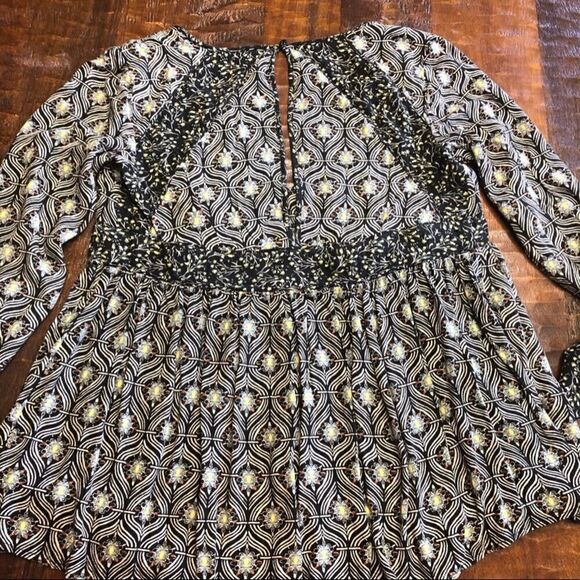 FREE PEOPLE TUNIC ROLLING HILLS BELL SLEEVE - Picture 7 of 12